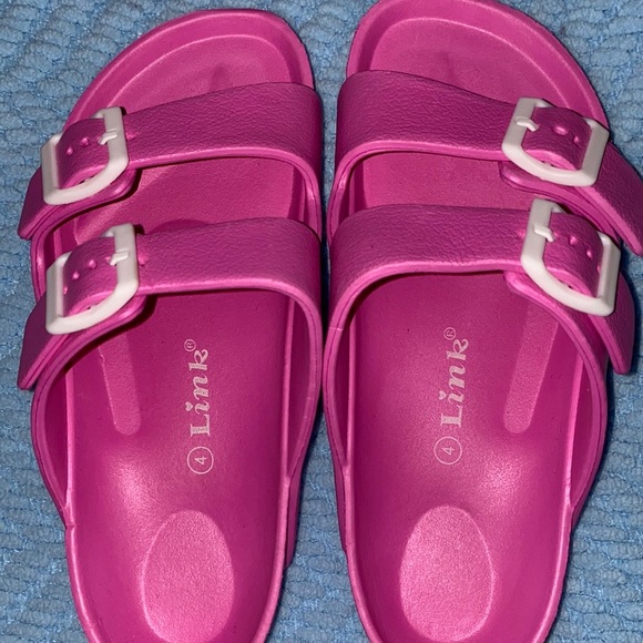 New Pink Sandals - Picture 4 of 5